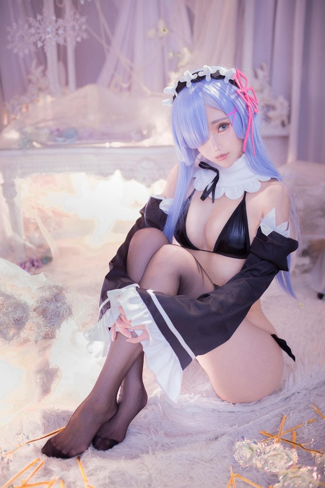 Xịt máu mũi khi ngắm loạt ảnh cosplay cực gợi cảm về nàng hầu Rem trong Re:Zero - Ảnh 9.