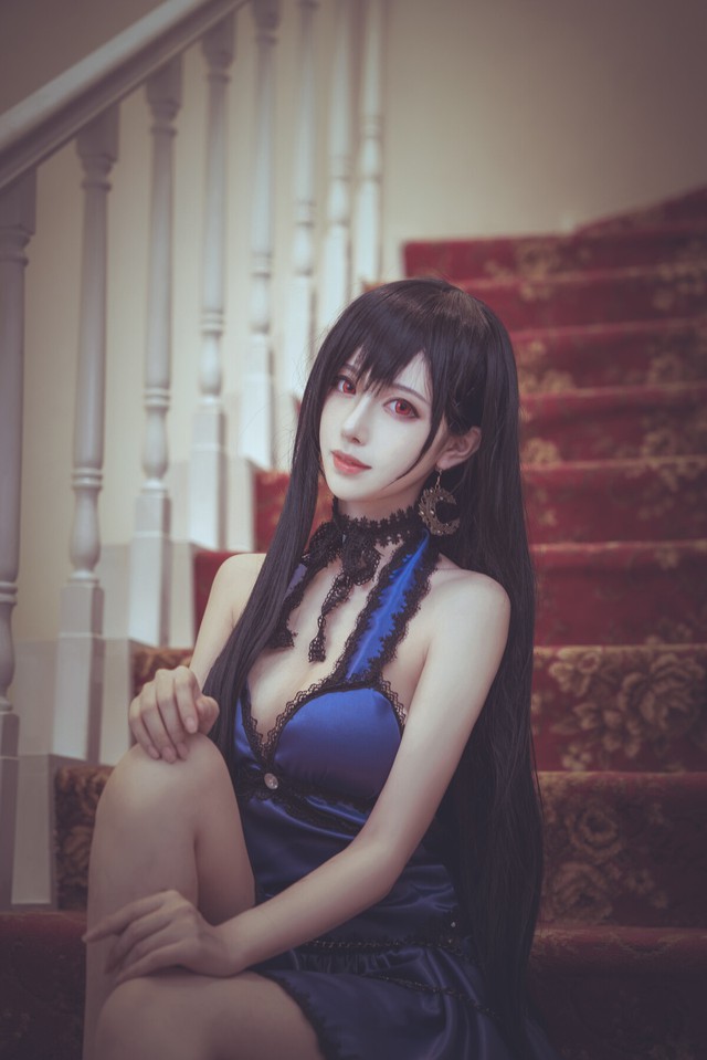 Cosplay Tifa ngực còn... to hơn bản gốc, dù diện sườn xám hay váy xanh cắt xẻ đều cực quyến rũ - Ảnh 10.