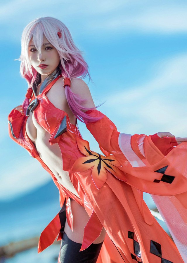 Top 3 Waifu được mệnh danh là quyến rũ nhất thế kỷ và phiên bản cosplay của họ - Ảnh 6.