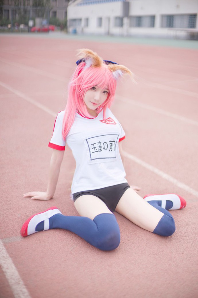 Cosplay Tamamo-no-Mae cực dễ thương, tan chảy trái tim game thủ - Ảnh 3.