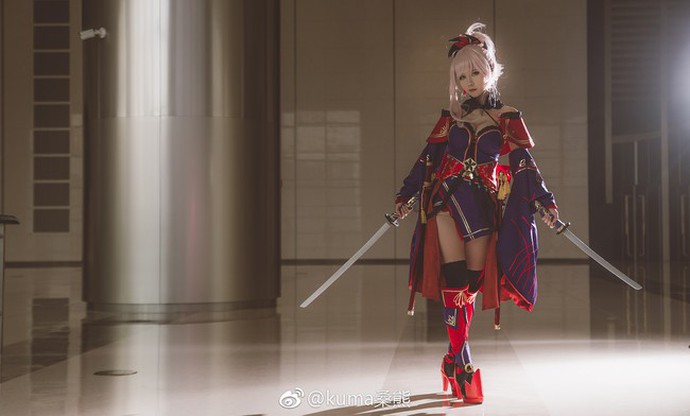 Ngất ngây với cosplay nàng Saber trong game hot Fate/Grand Order - Ảnh 4.