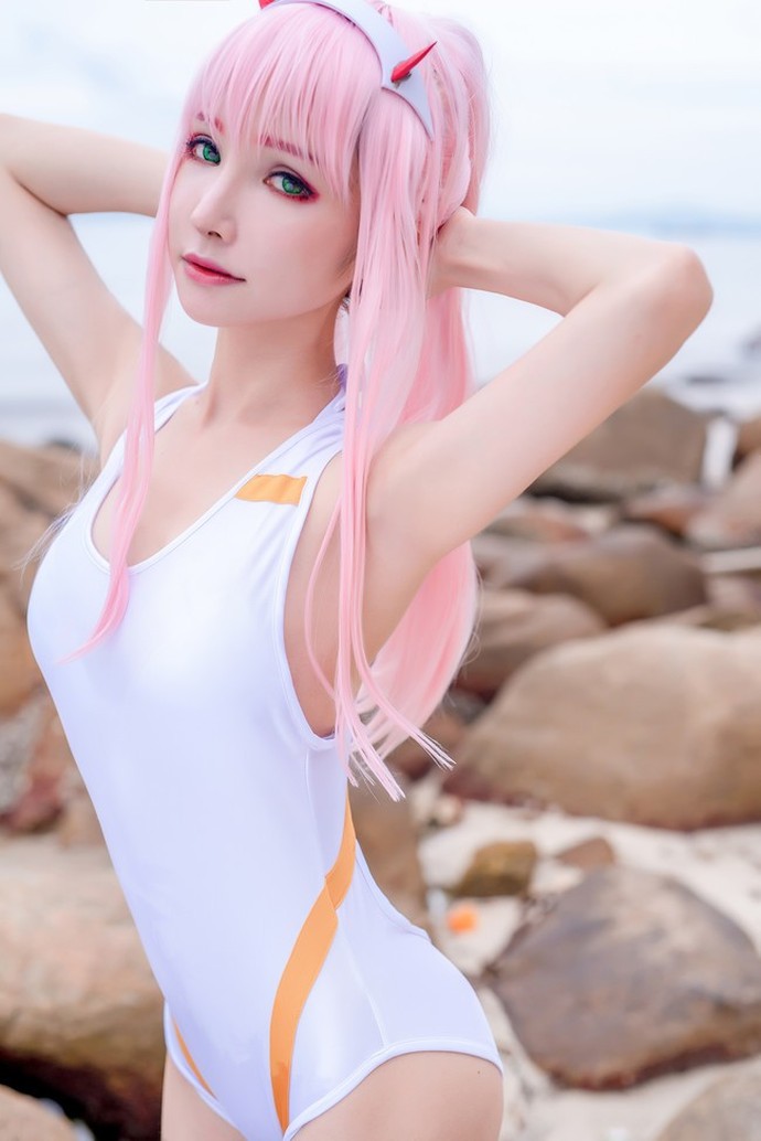 Ngắm cosplay DARLING in the FRANXX tuyệt đẹp cho fan hâm mộ - Ảnh 4.