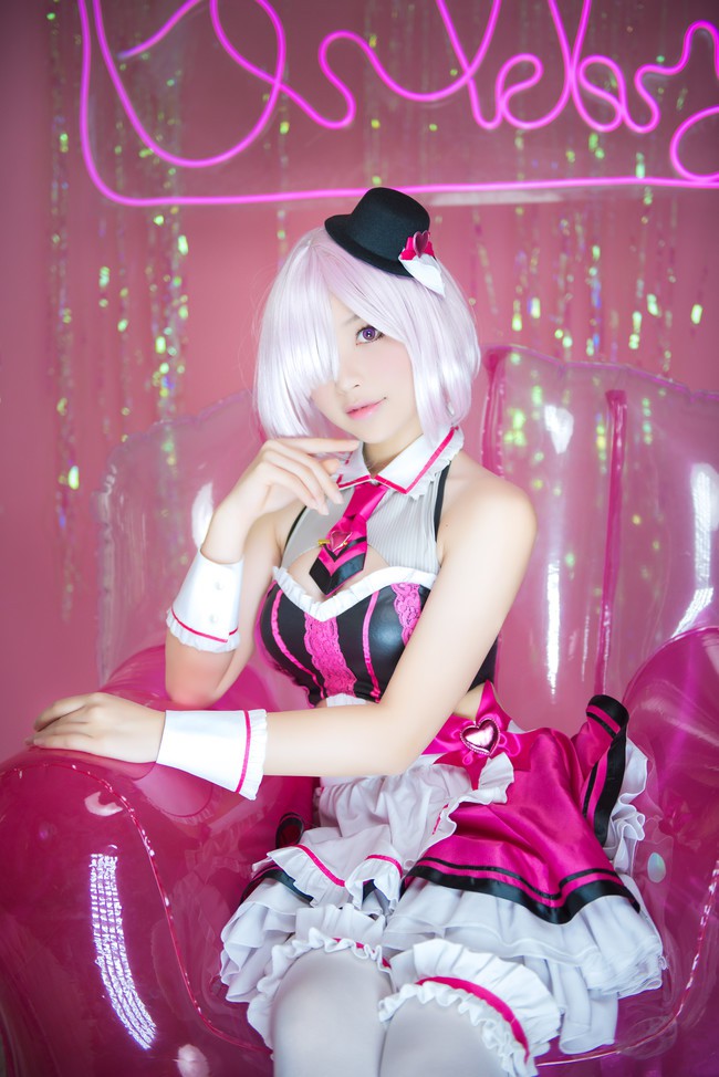 cosplay-co-nang-Mashu-Kyrielight-sieu-goi-cam-05