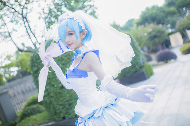 Cosplay cô nàng Rem tuyệt đẹp trong Re:Zero - Càng ngắm càng mê