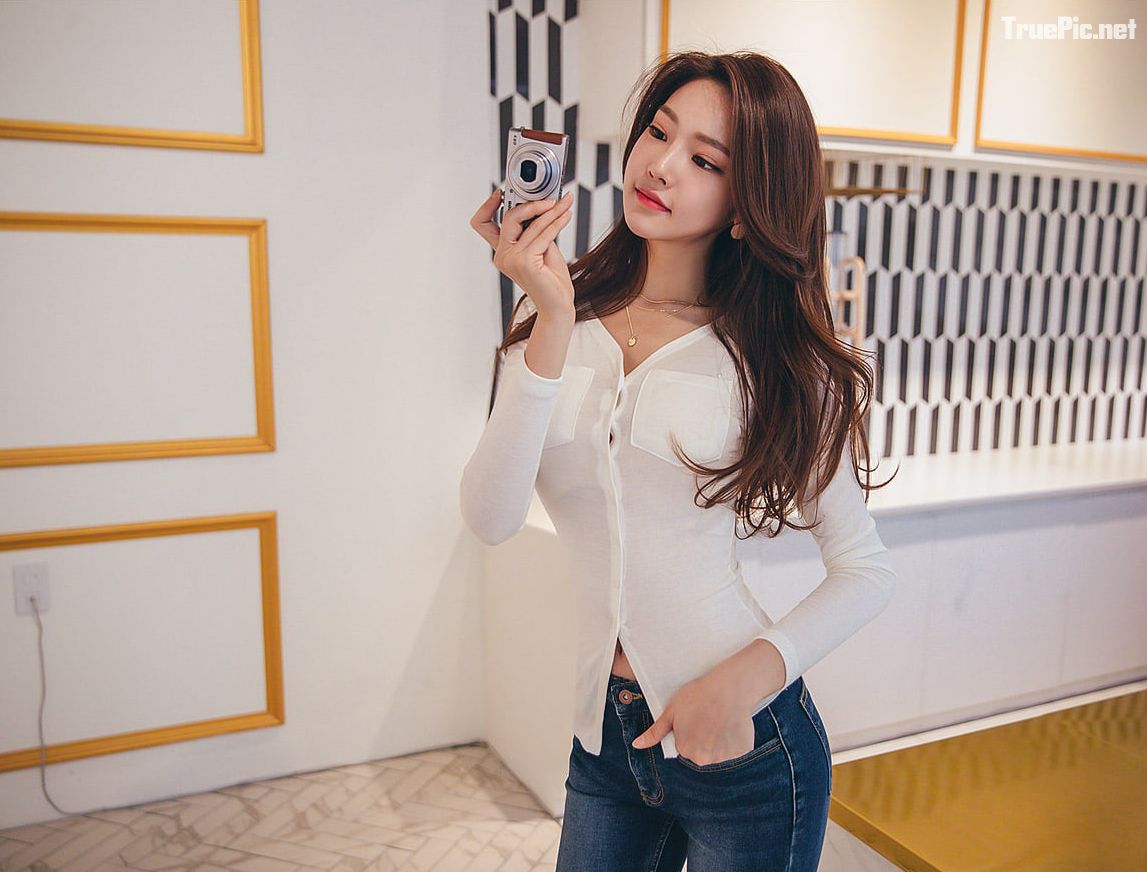 Park Jung Yoon - Sexy body with Jeans Set - Fresh streetwear, TruePic.net