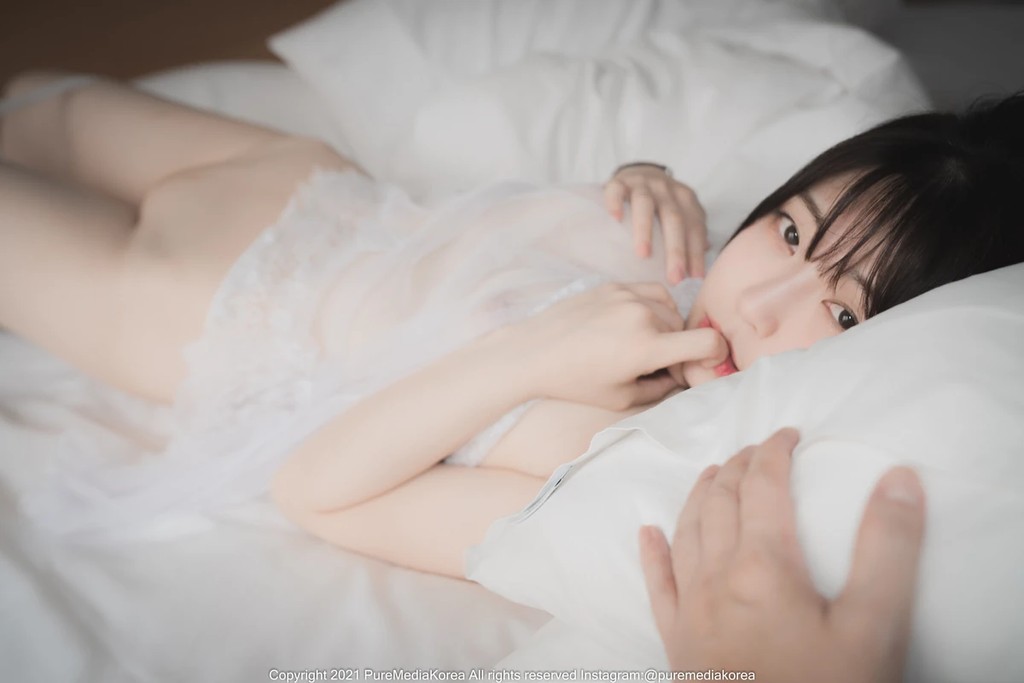 Pure Media Vol.77: Eun Bi (102 photos) photo 5-19