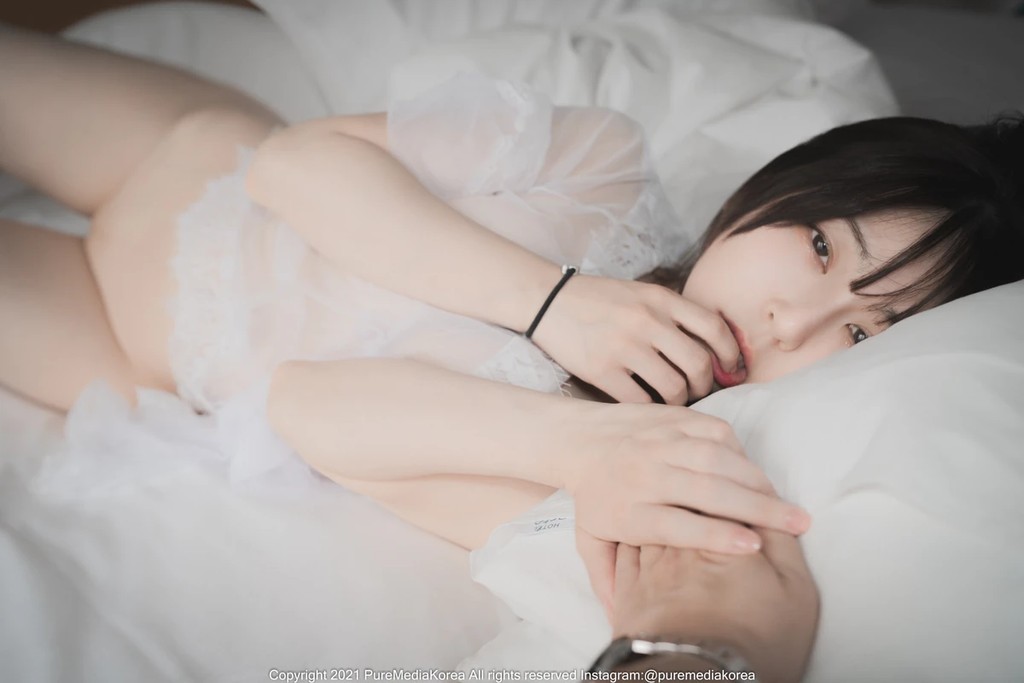 Pure Media Vol.77: Eun Bi (102 photos) photo 6-0