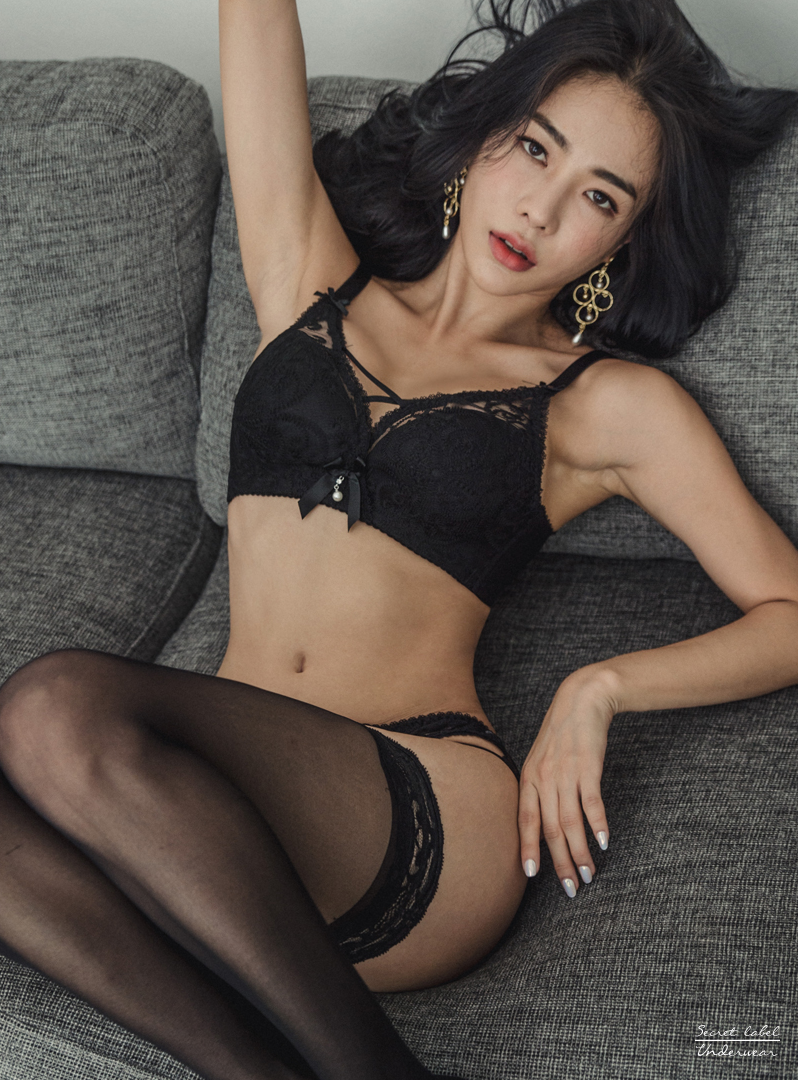 An Seo Rin - Lingerie Set - 14.08.2017