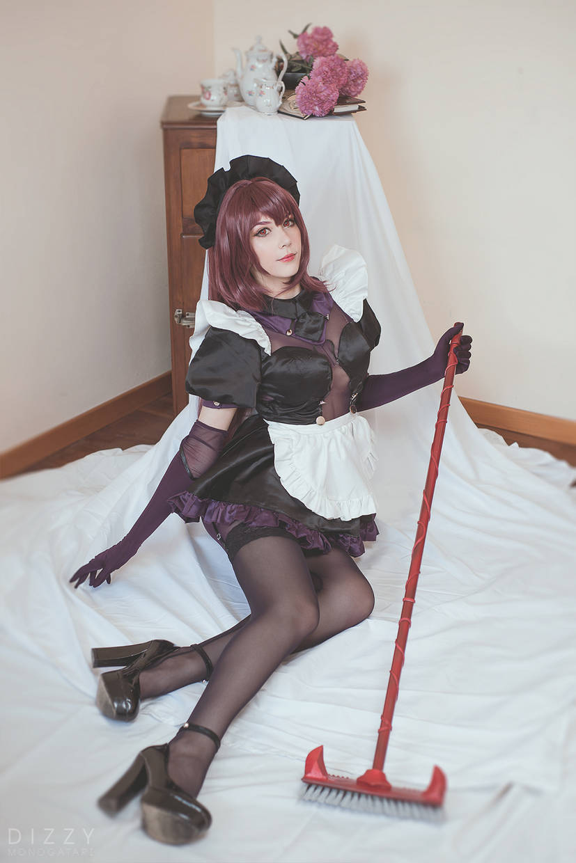 scathach-maid-cosplay (16)