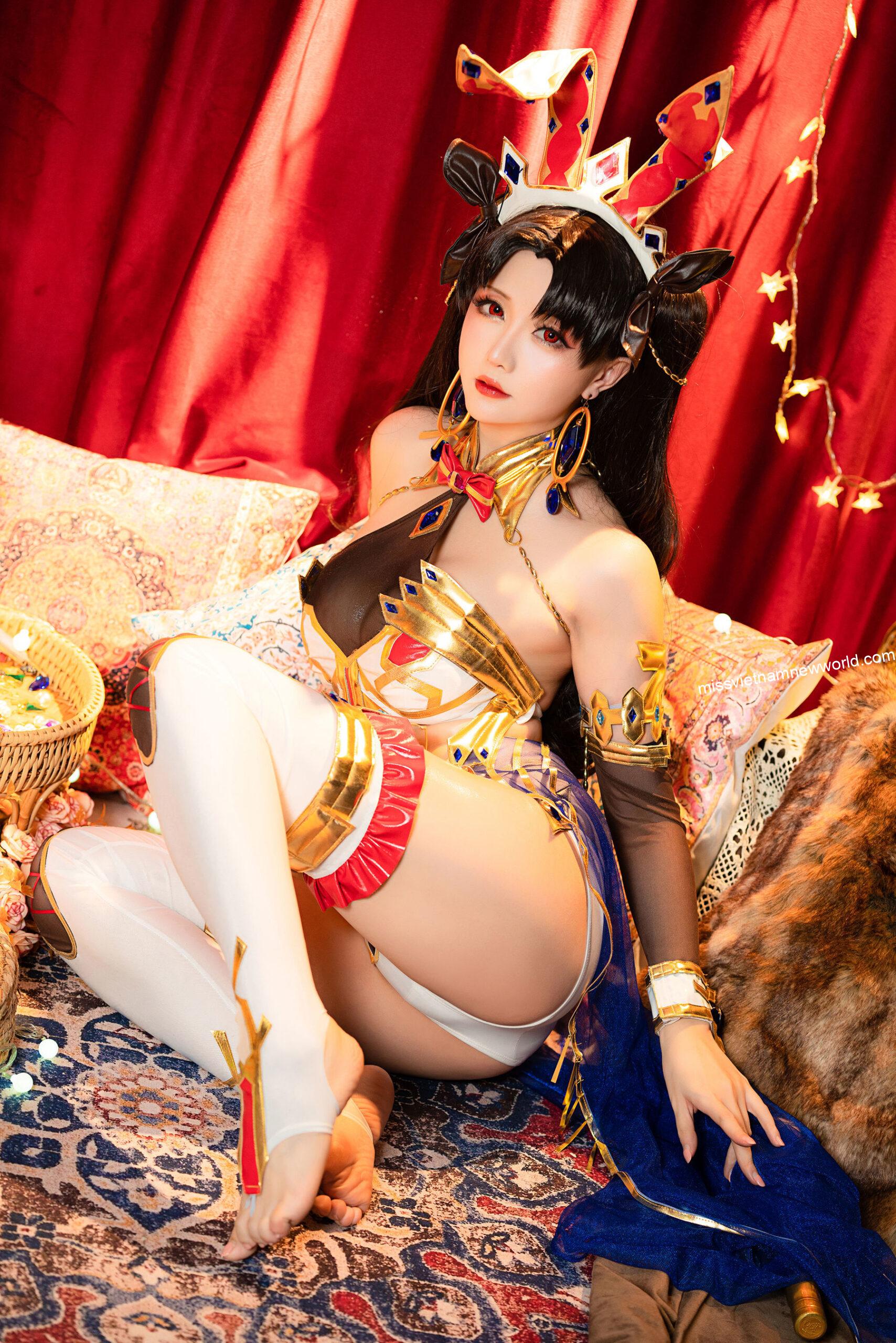 stars-are-late-cosplay-ishtar-doujin (13)