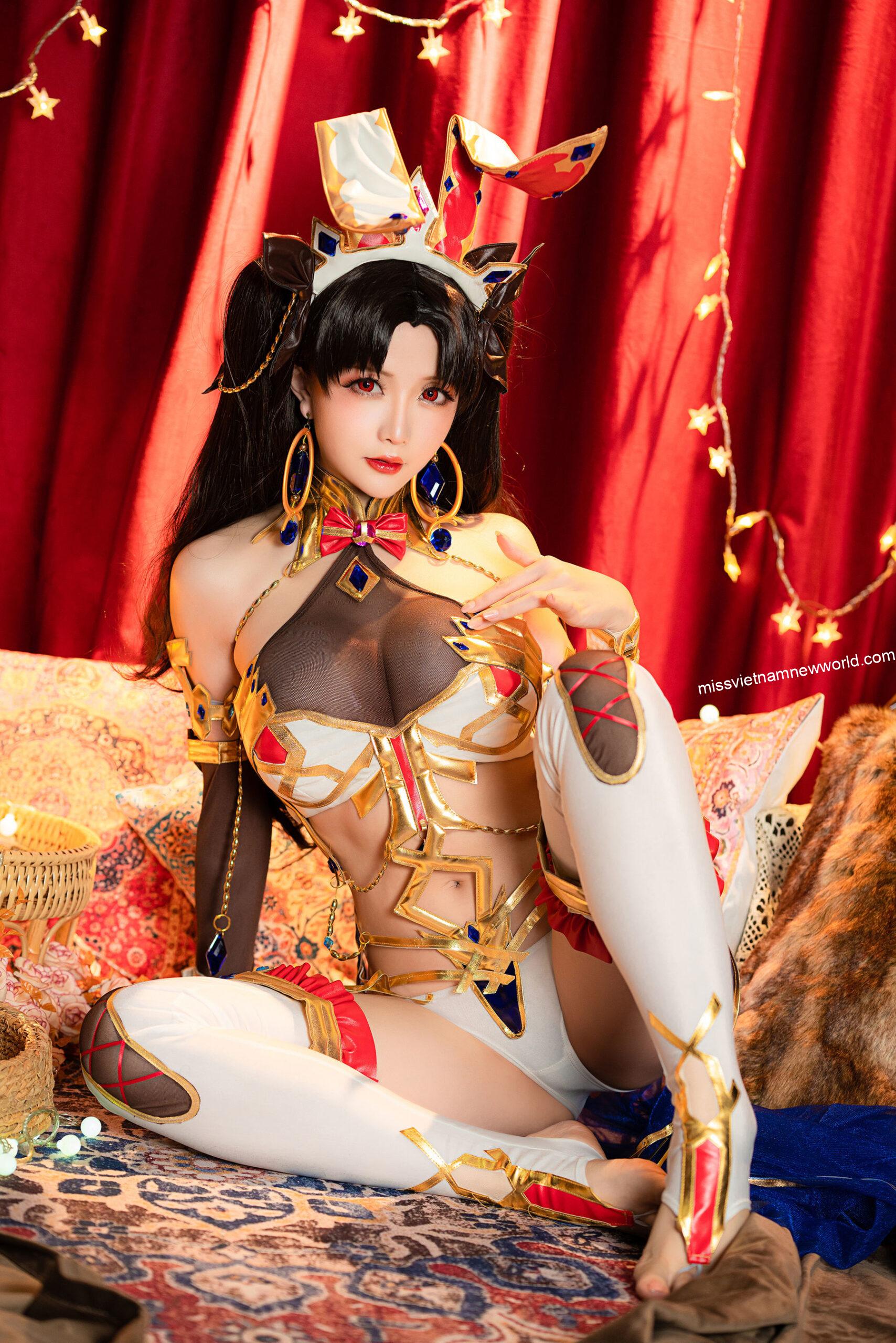 stars-are-late-cosplay-ishtar-doujin (14)