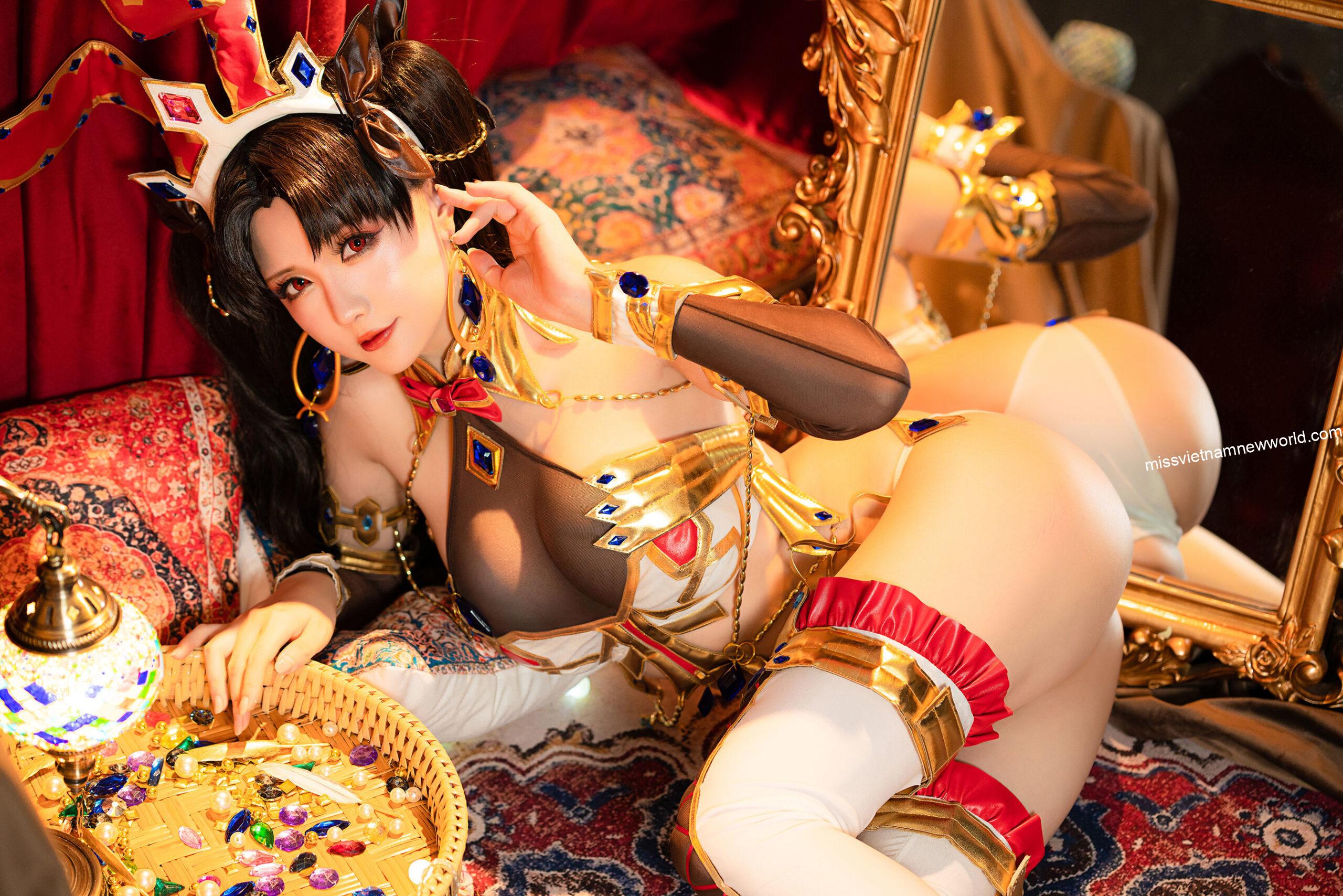 stars-are-late-cosplay-ishtar-doujin