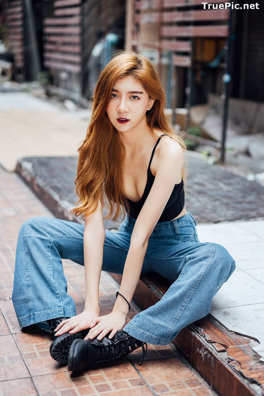 Image Thailand Model - Sasi Ngiunwan - Black Crop Tops and Jean - TruePic.net - Picture-7