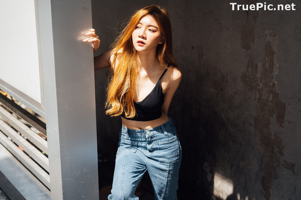 Image Thailand Model - Sasi Ngiunwan - Black Crop Tops and Jean - TruePic.net - Picture-9