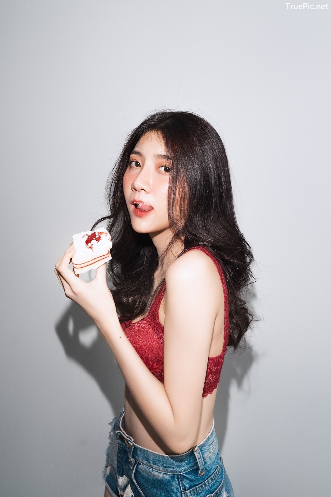 Image Thailand Model - Sasi Ngiunwan - Strawberry Cake - TruePic.net - Picture-15