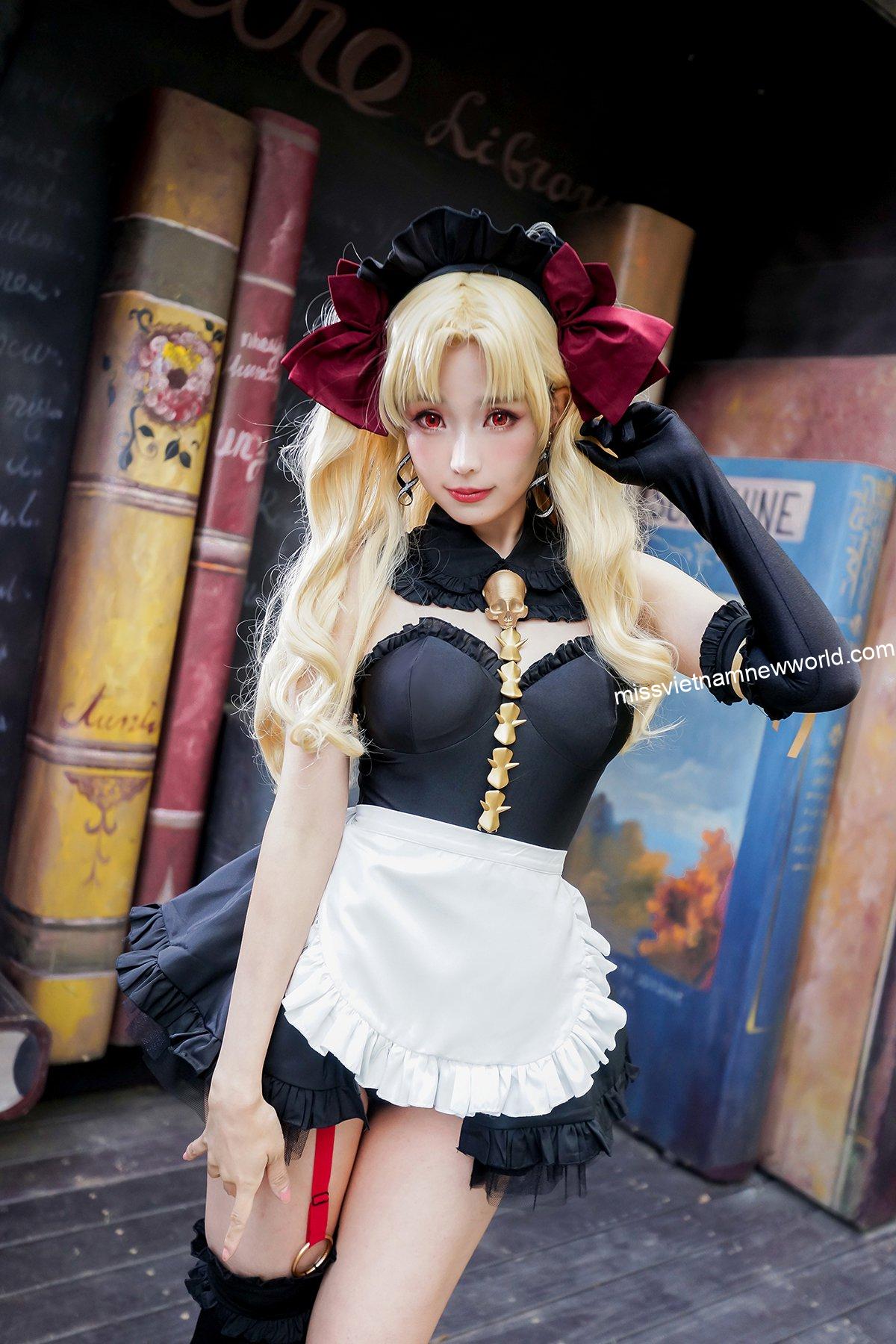 Thần thái sắc sảo của Ereshkigal được tái hiện hoàn hảo qua cosplay 