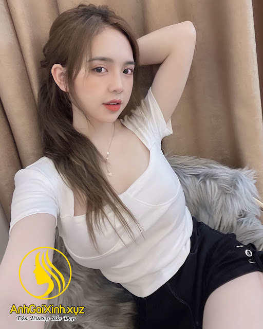 Top 50+ ảnh Trần Huyền Châu sexy- "búp bê tiểu học" ngày ấy giờ ra sao và thực hư chuyện lộ clip 12 phút cùng bạn trai.