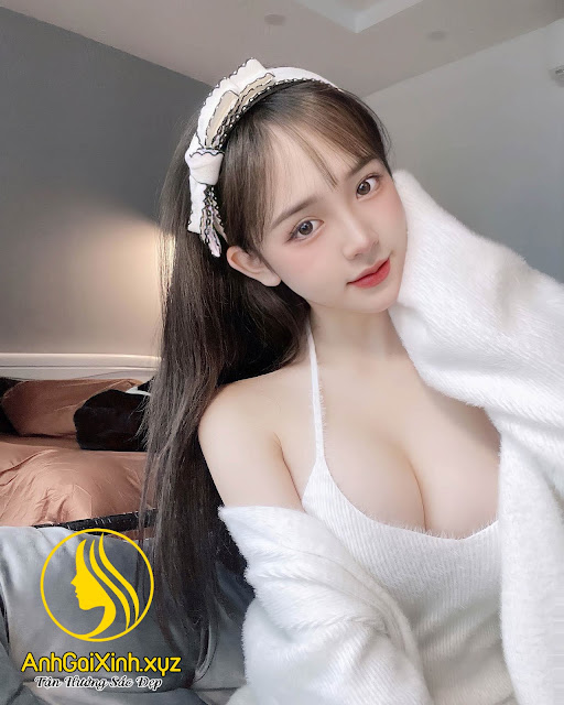 Top 50+ ảnh Trần Huyền Châu sexy- "búp bê tiểu học" ngày ấy giờ ra sao và thực hư chuyện lộ clip 12 phút cùng bạn trai.