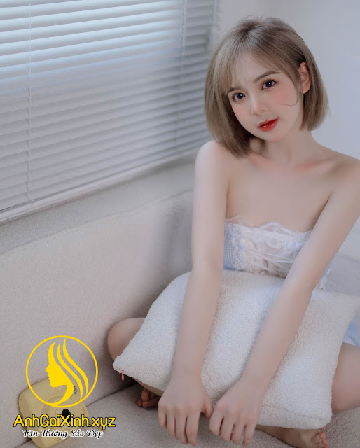 Top 50+ ảnh Trần Huyền Châu sexy- "búp bê tiểu học" ngày ấy giờ ra sao và thực hư chuyện lộ clip 12 phút cùng bạn trai.