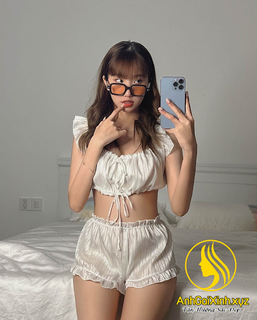 tiktoker le thi khanh huyen sexy tuoi 18%20(26)