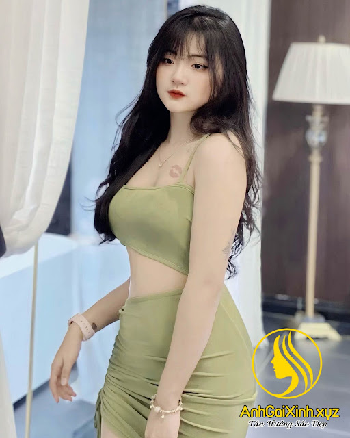 tran ngoc tuyen sexy nguc khung%20(27)