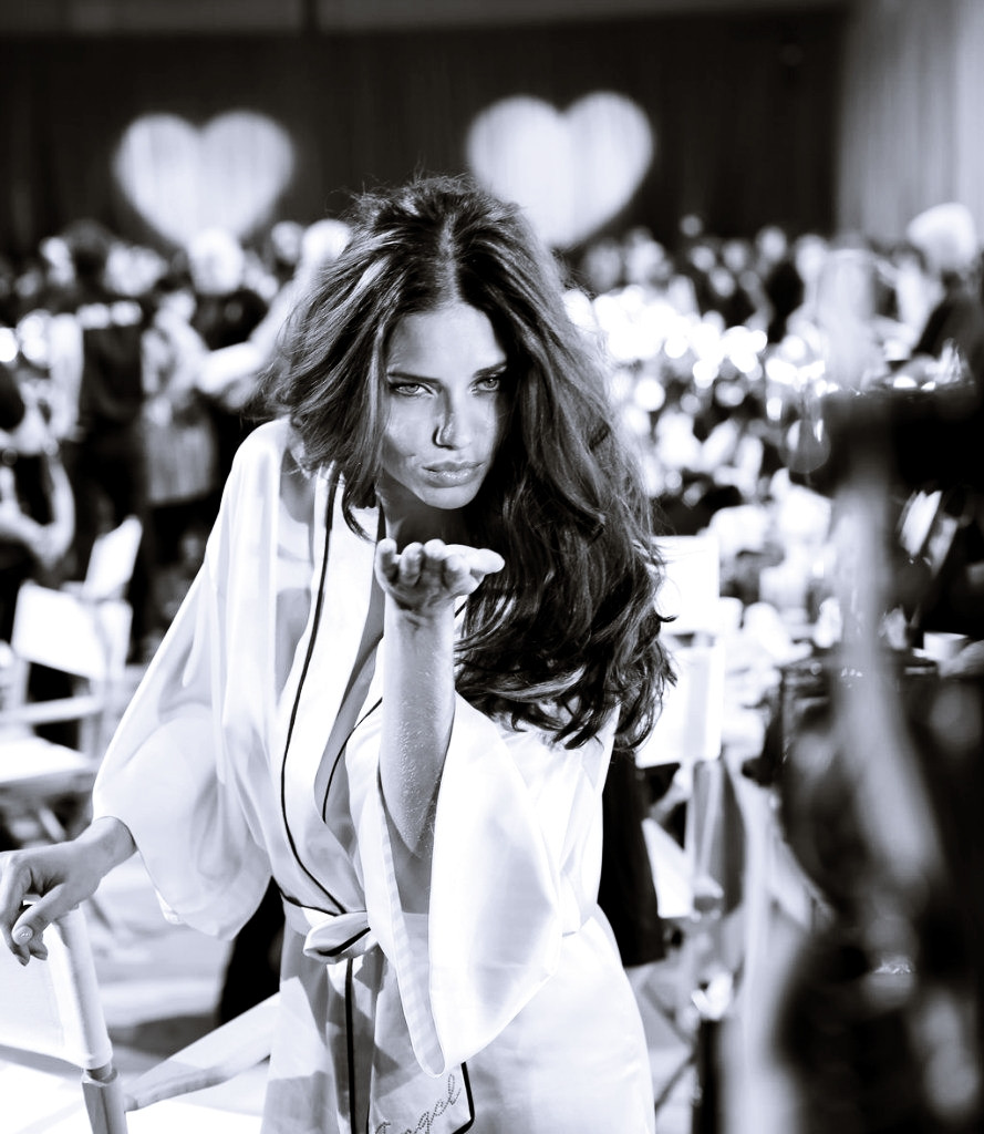 Adriana Lima: pic #552979