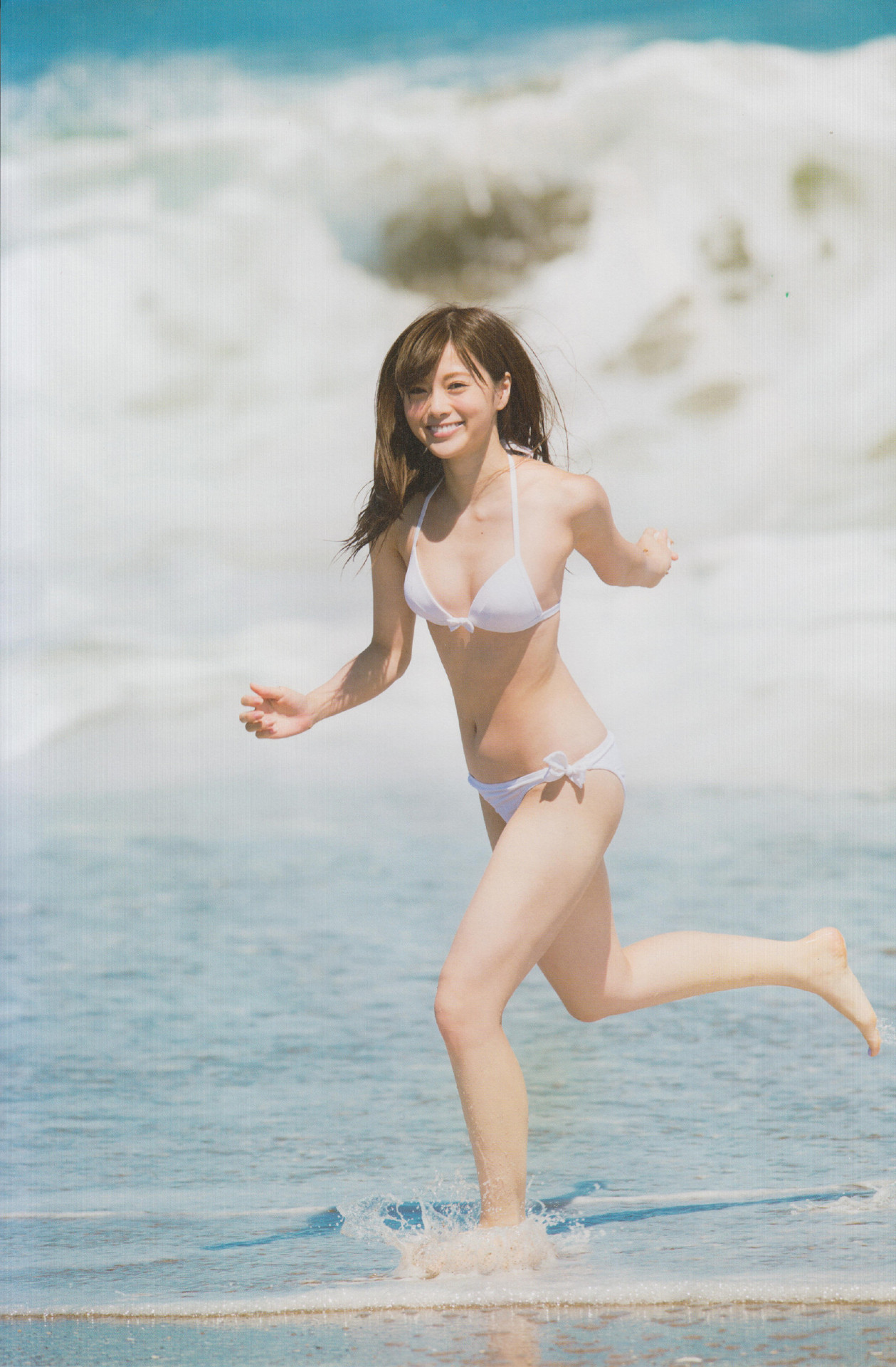 白石麻衣 Shiraishi Mai Bikini 水着 Images 3