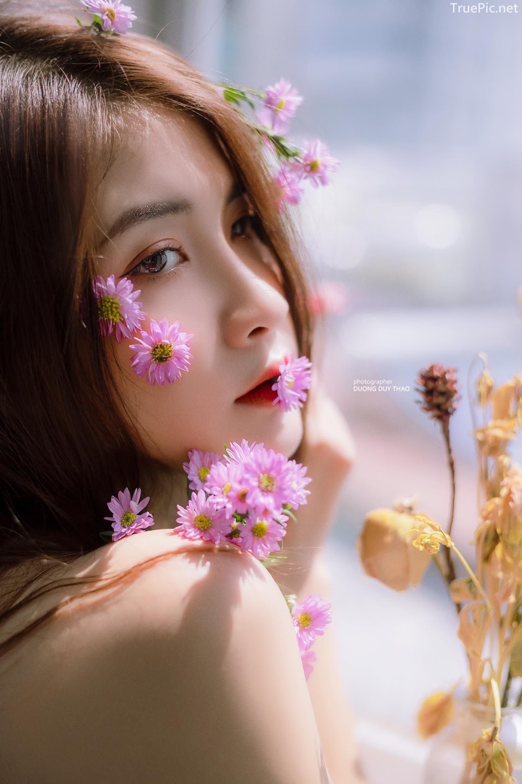 Vietnamese beautiful model Vu Thanh Huong - Fairies purple chrysanthemum - Picture 2