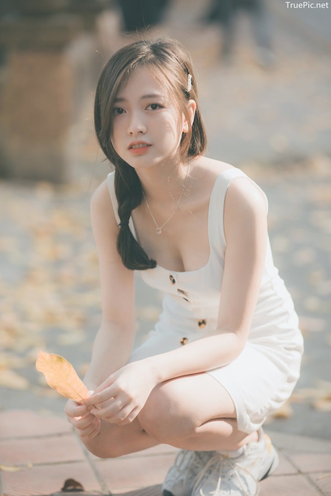 Vietnamese Hot Girl Linh Hoai - Season of falling leaves - TruePic.net - Picture 3