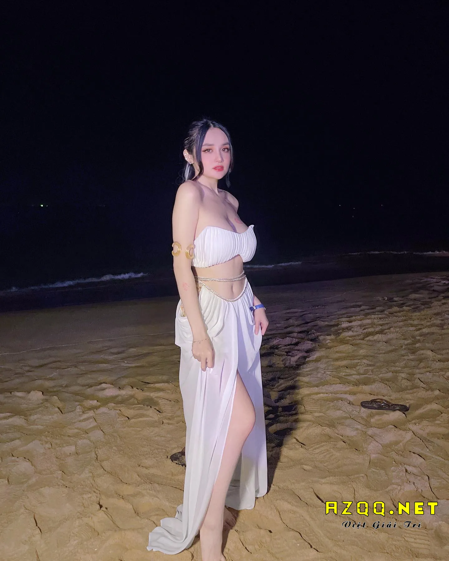 vo huynh thanh van bikini 71