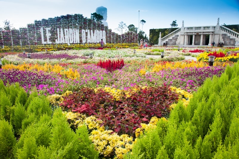 Vườn hoa Le Jardin D'Amour tuyệt đẹp