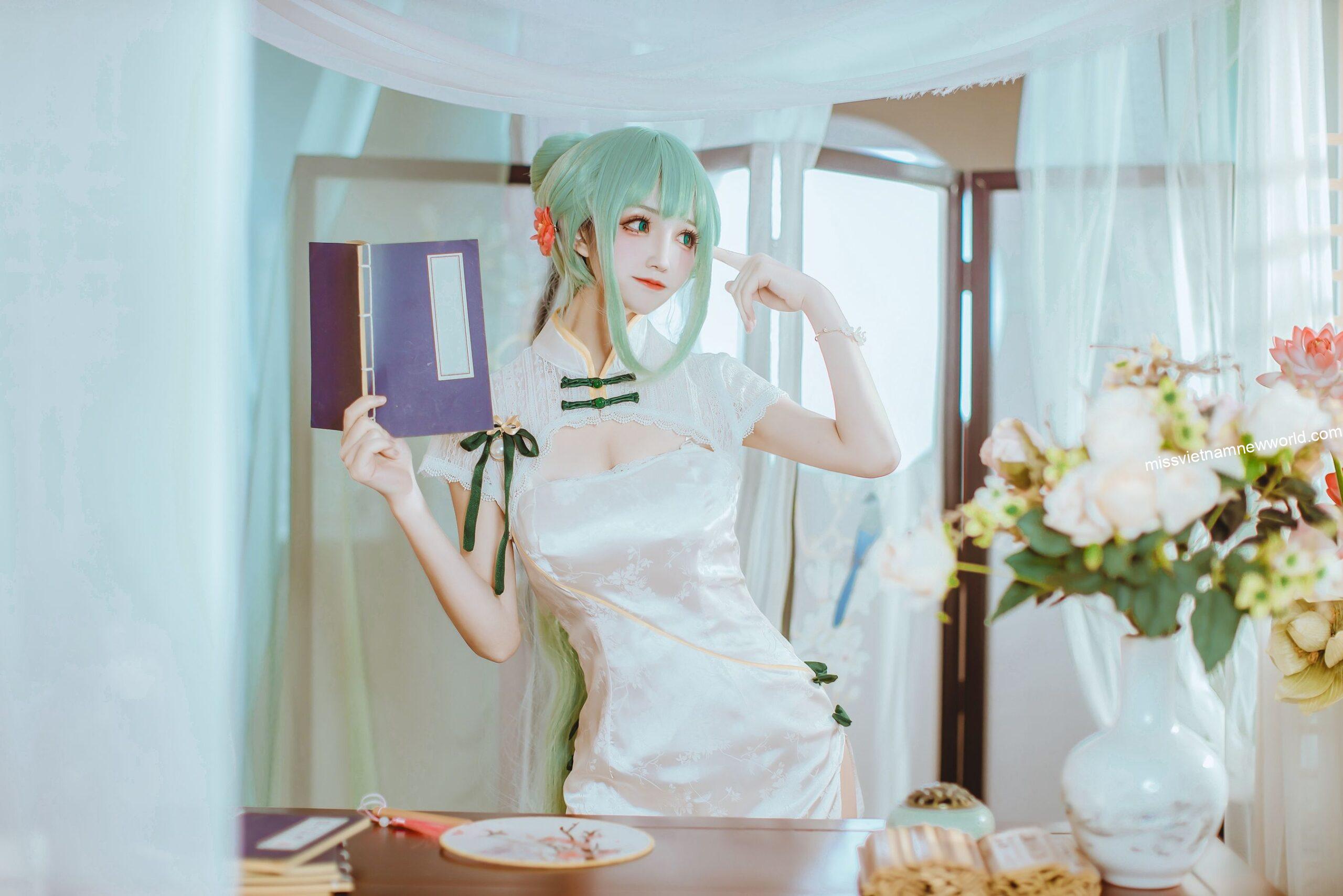 yiyi-cosplay-hatsune-shaohua (11)