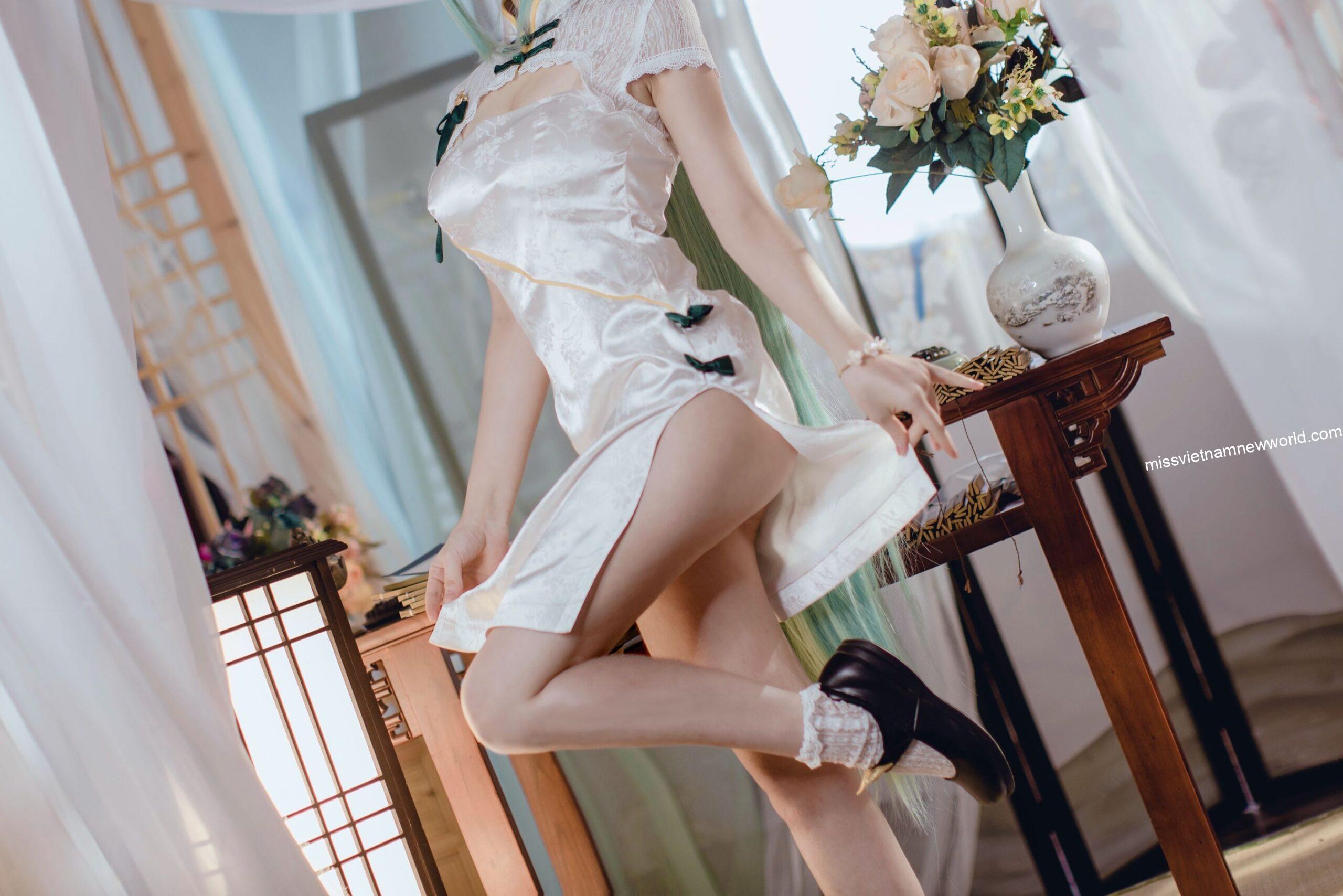 yiyi-cosplay-hatsune-shaohua (14)