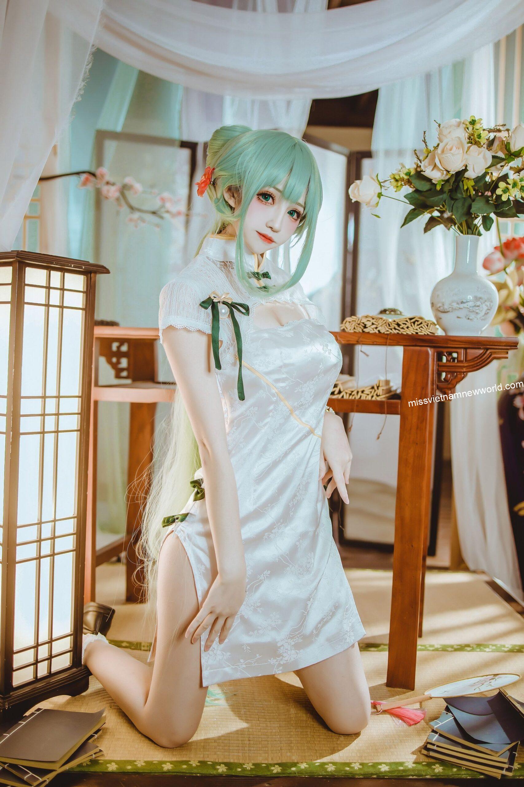 yiyi-cosplay-hatsune-shaohua (15)