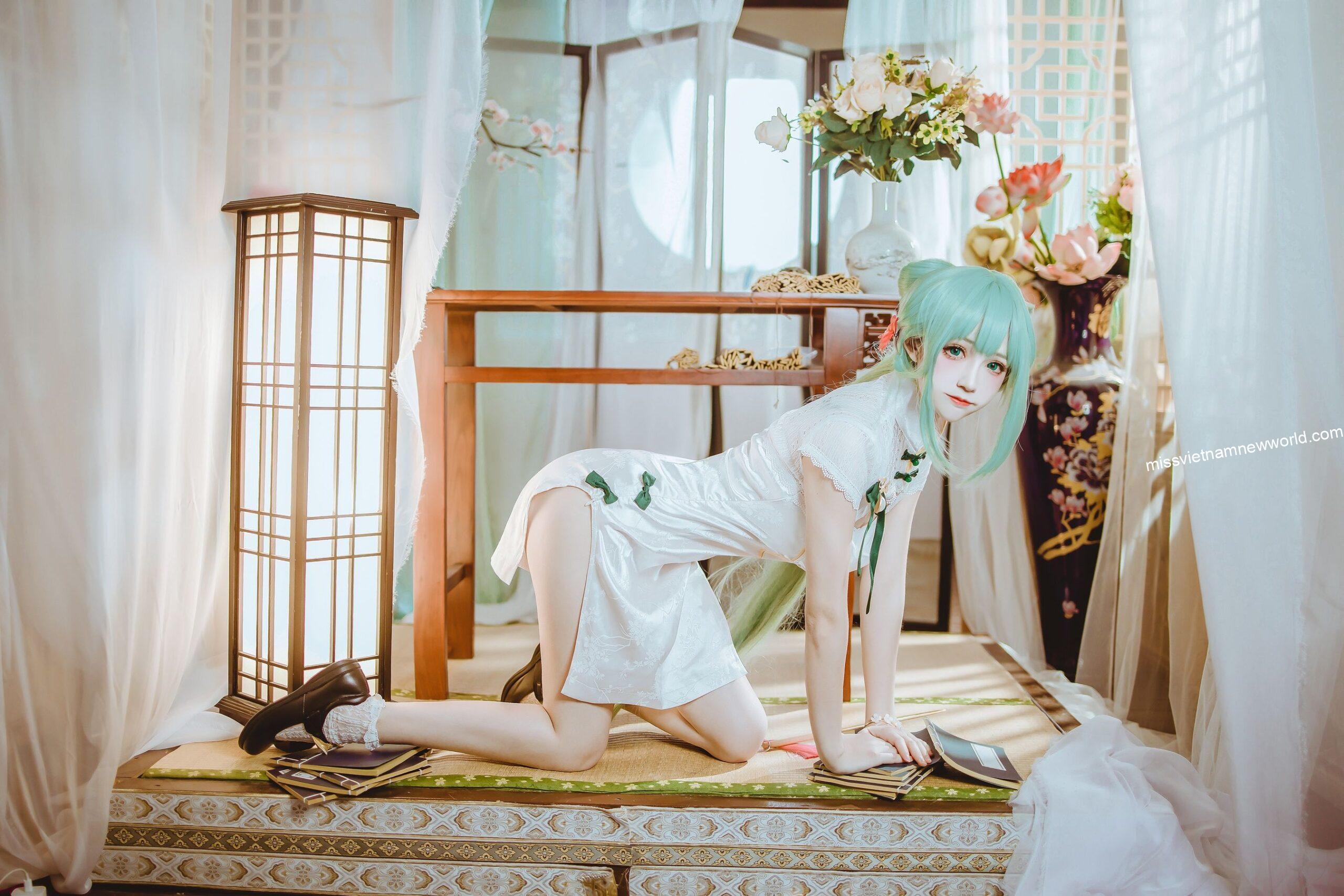 yiyi-cosplay-hatsune-shaohua (20)