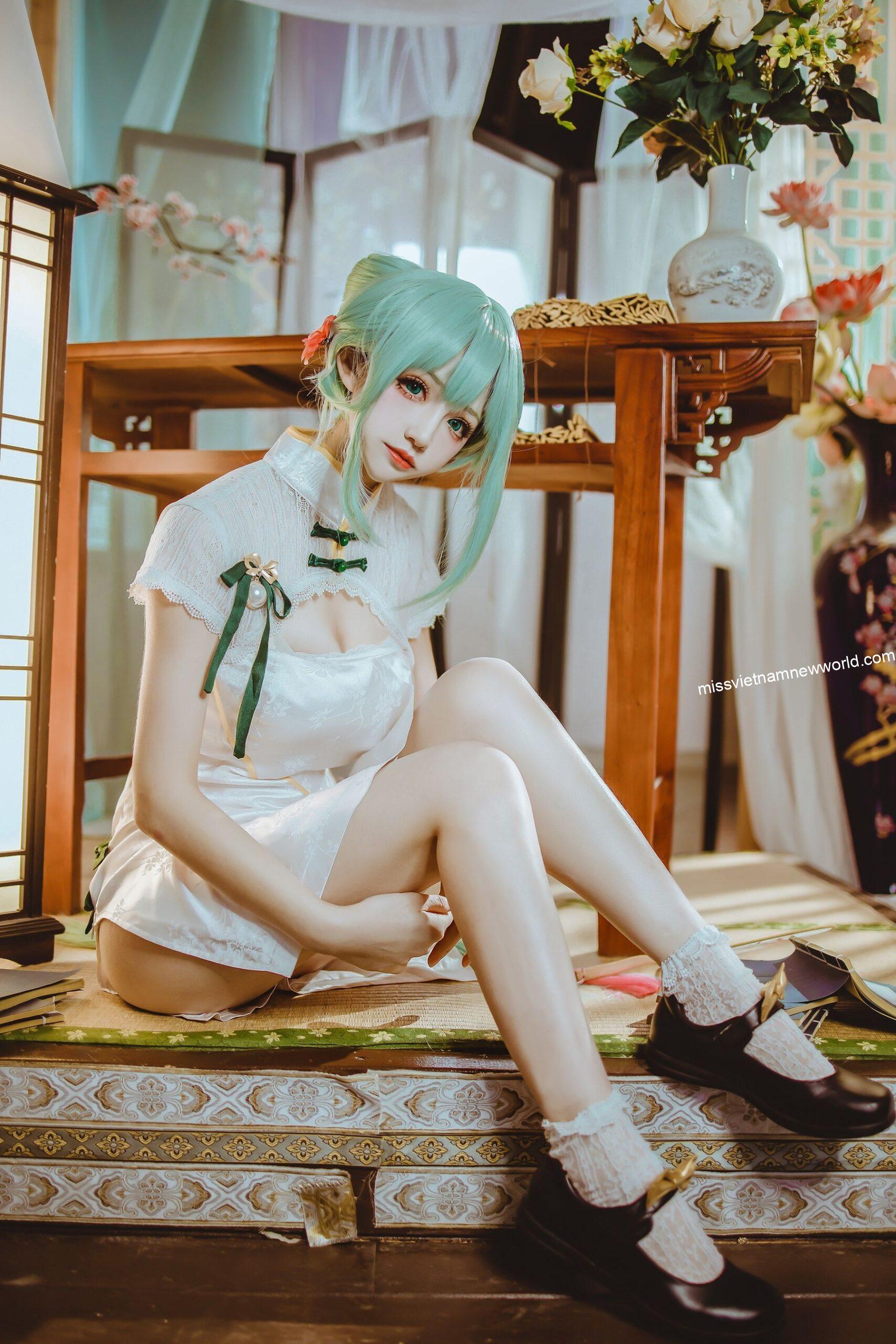 yiyi-cosplay-hatsune-shaohua (5)